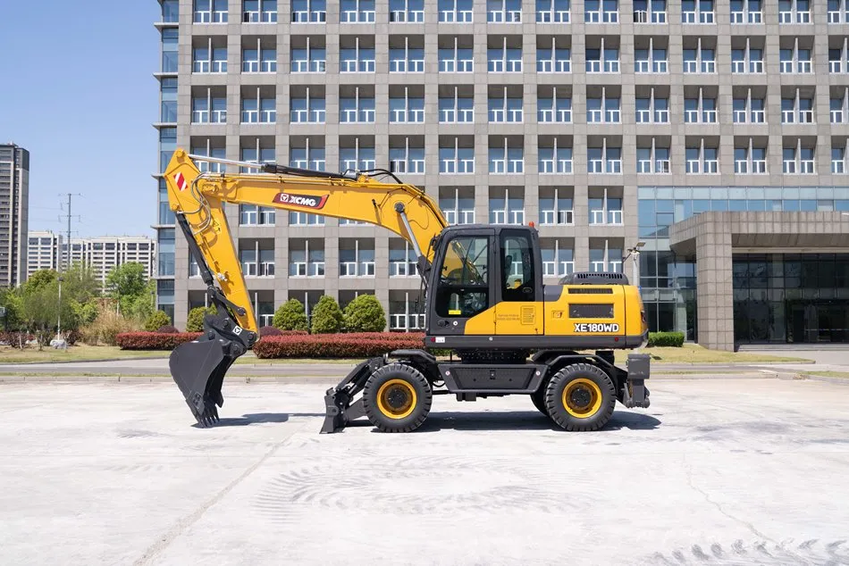 Колесный экскаватор XCMG XE180WD - официальное фото от дистрибьютора в РФ 0