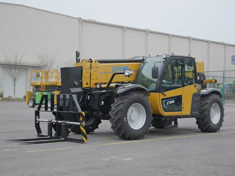 Телескопический погрузчик XT3514K – грузоподъёмность 3,5 т 1