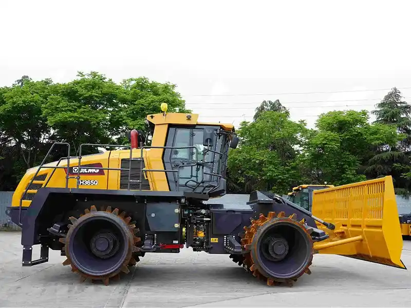 Уплотнитель ТБО XCMG XH365Q - мощность и надежность 1