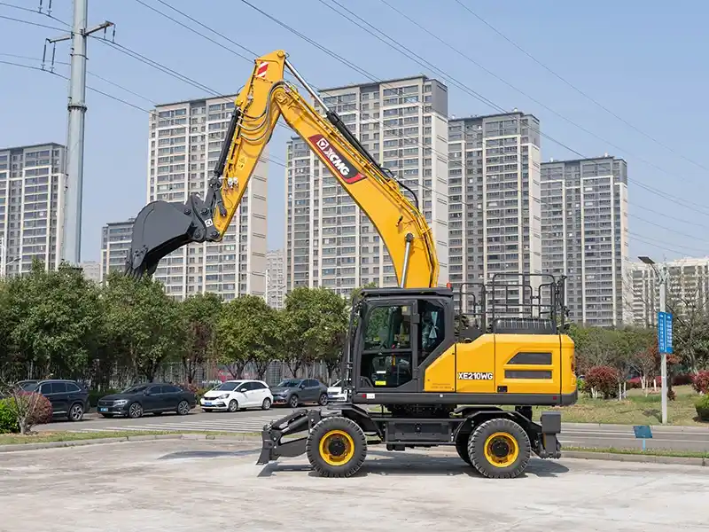 Колесный экскаватор XCMG XE210WG - оф. изображение от представителя в РФ 9