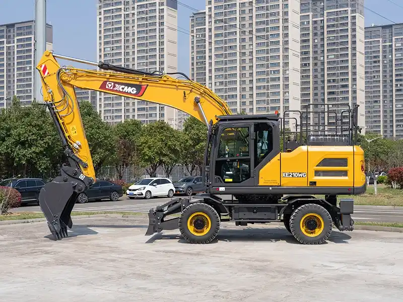 Колесный экскаватор XCMG XE210WG - оф. изображение от представителя в РФ 11