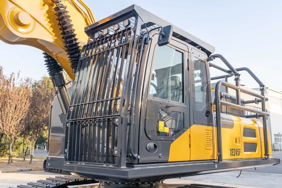 Лесной экскаватор для заготовки леса XCMG XE245F 0