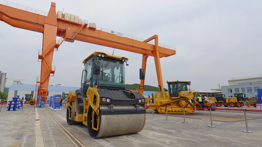 Асфальтовый тандемный каток XCMG XD85Т - картинка от завода в Китае 0