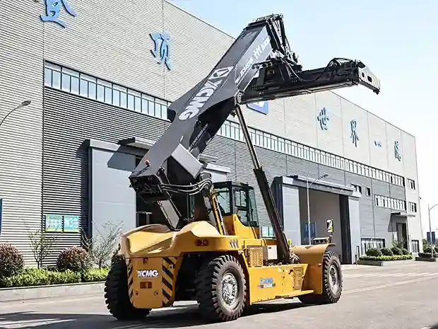 Ричстакер XCMG XCS4531K - официальная фотография от дистрибьютора 1