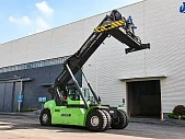 Ричстакер электрический XCMG XCS4531E - официальное фото от дистрибьютора в РФ 1